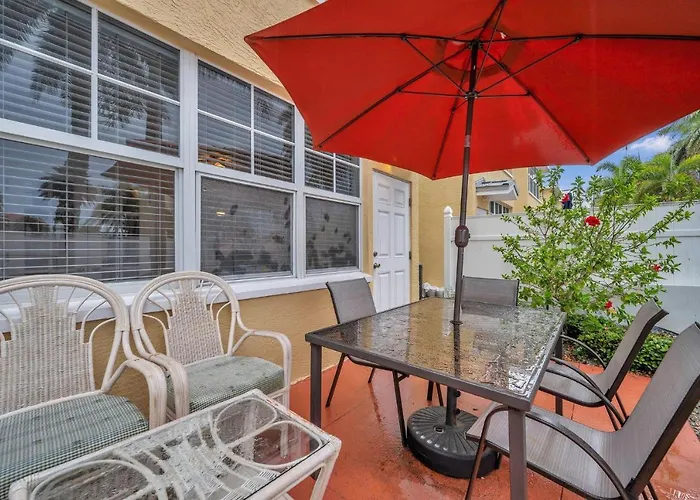 1st Floor Beauty Right By The * Clearwater Beach
